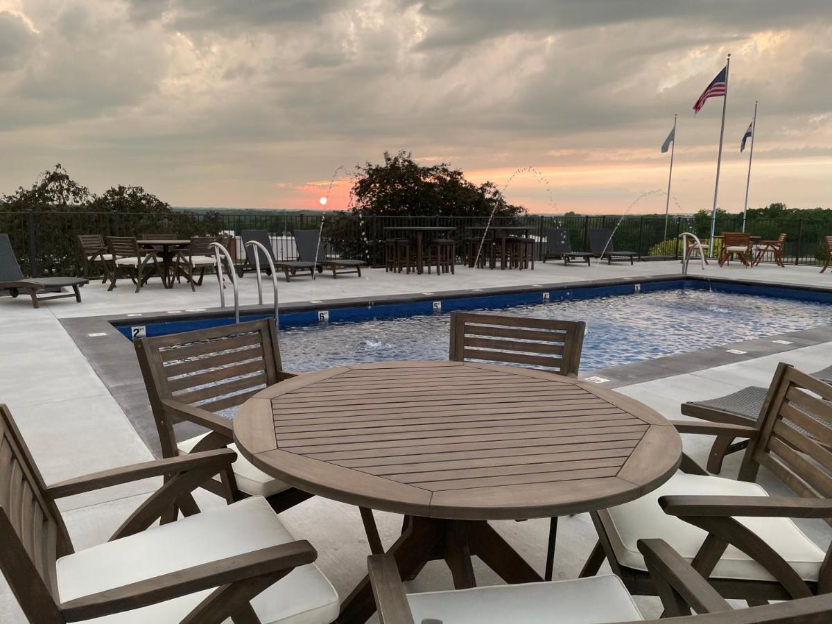 Pinemark Inn Suites Events Saint Clair Exterior foto